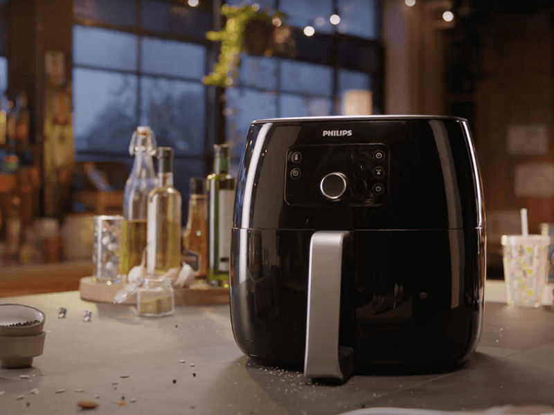 Nồi chiên không dầu Philips HD9650 - Premium Airfryer XXL có thể chiên nướng quay và hâm nóng