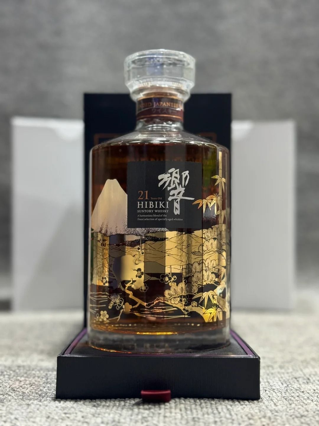 響 回收成功案例｜花鳥風月系列｜免稅店彩繪限量瓶｜原封未開｜盒況良好｜已完成驗真交收（匿名案例）