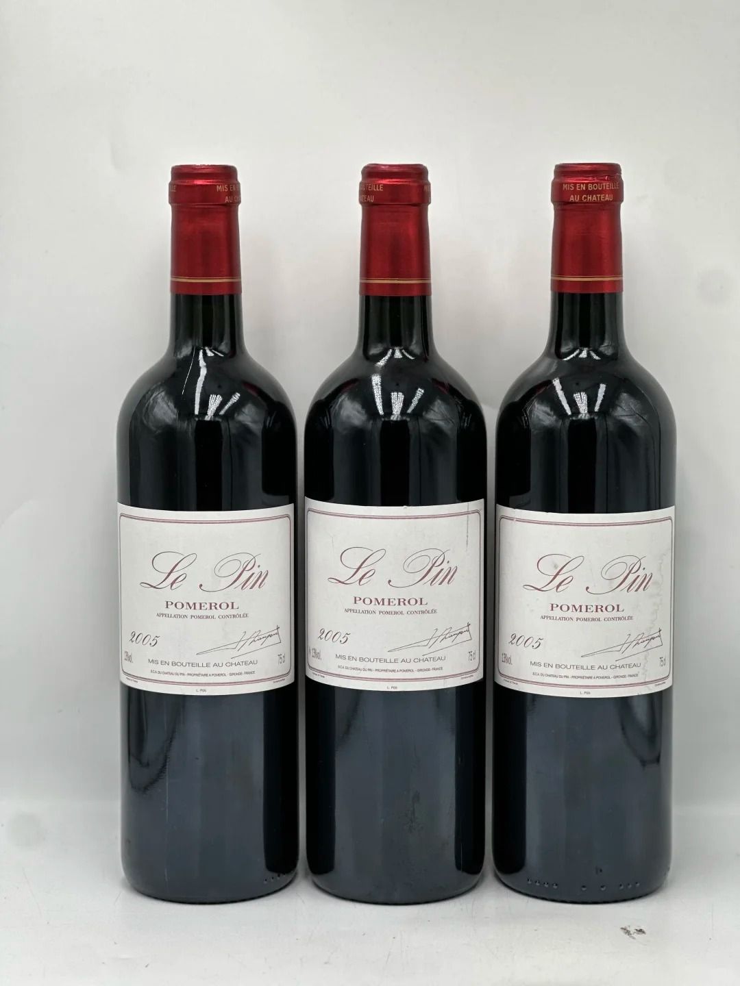 裡鵬 Le Pin 回收成功案例｜Château Le Pin (裡鵬) 2005｜封條清晰｜瓶帽完整｜保存狀態理想｜已完成驗真交收（匿名案例）