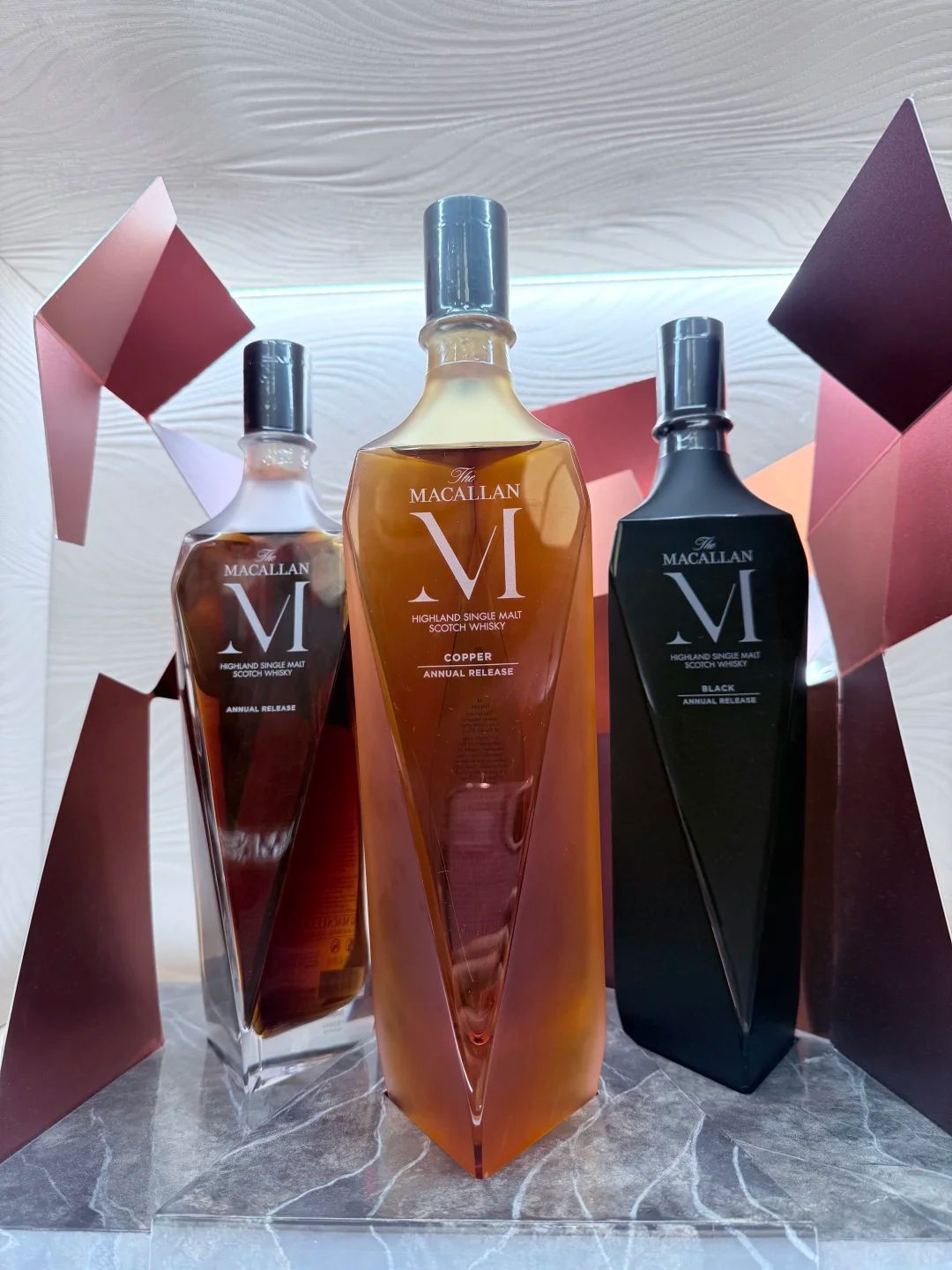 麥卡倫 M Decanter Black 回收案例（港島跑馬地會所酒窖出讓 2 套）