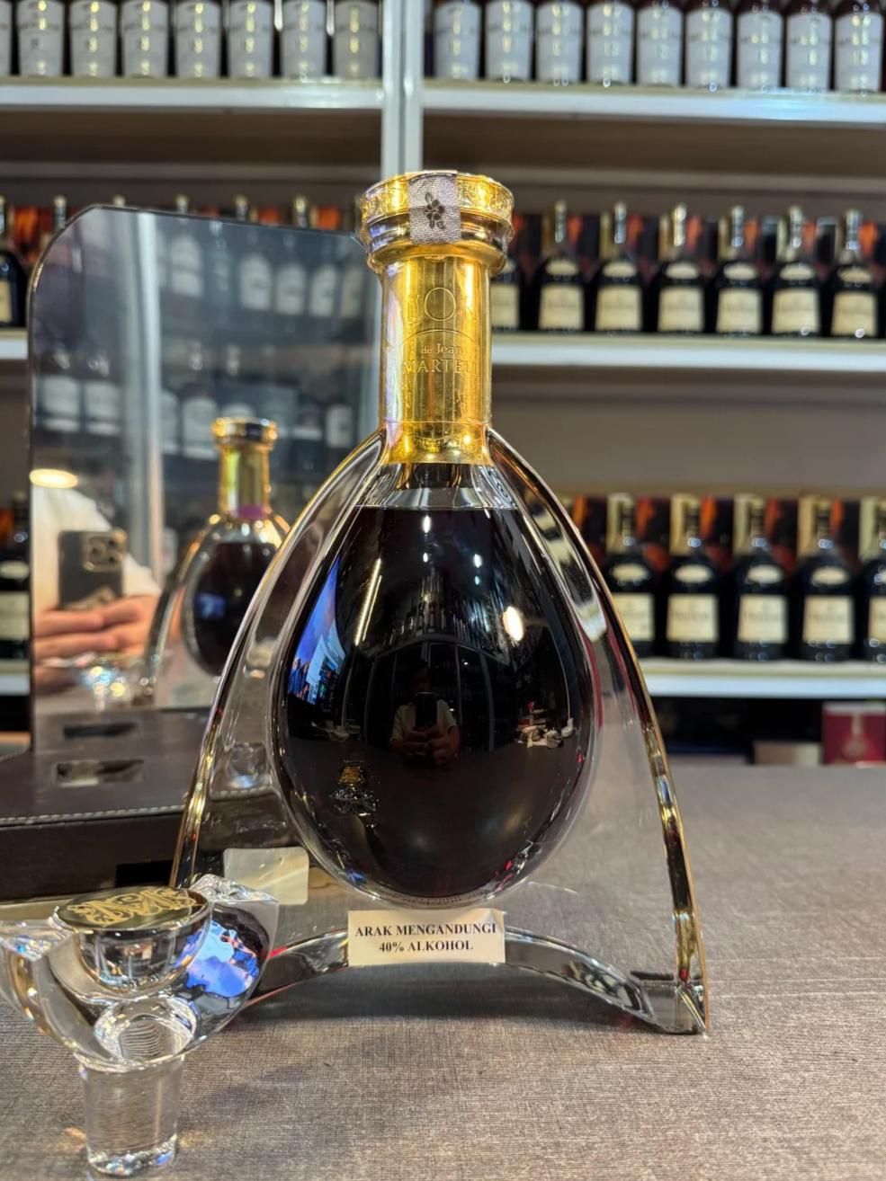 馬爹利 Martell 回收成功案例｜L'Or de Jean Martell（尚尊（水晶瓶））｜瓶身乾爽｜盒況乾淨｜標籤色澤正常｜已完成驗真交收（匿名案例）