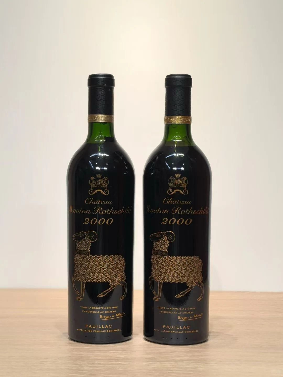 木桐 Mouton 回收成功案例｜Château Mouton Rothschild (正牌/大木桐) 2000｜封條清晰｜瓶帽完整｜保存狀態理想｜已完成驗真交收（匿名案例）