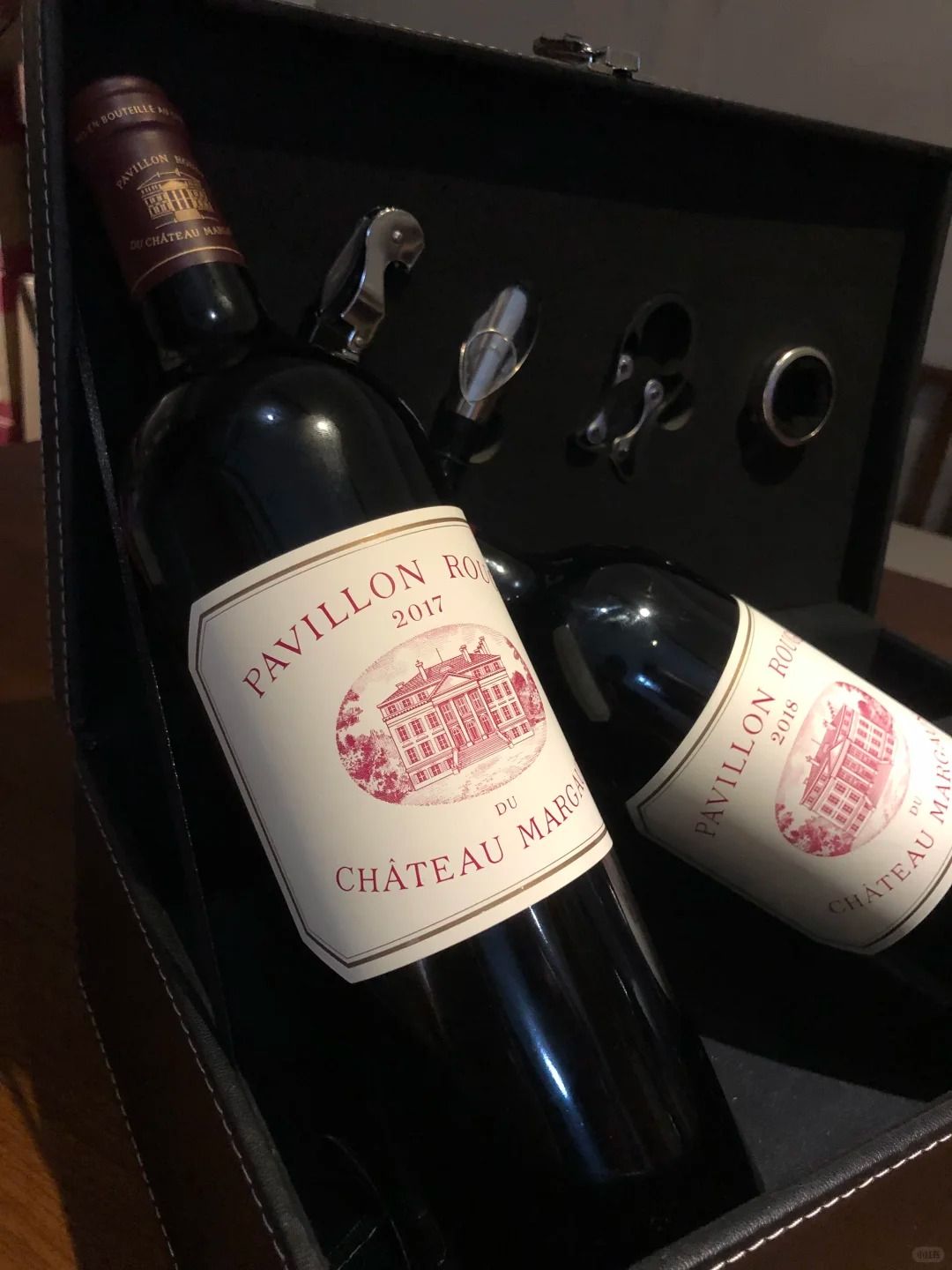 [經典瑪歌正牌酒瓶展示]