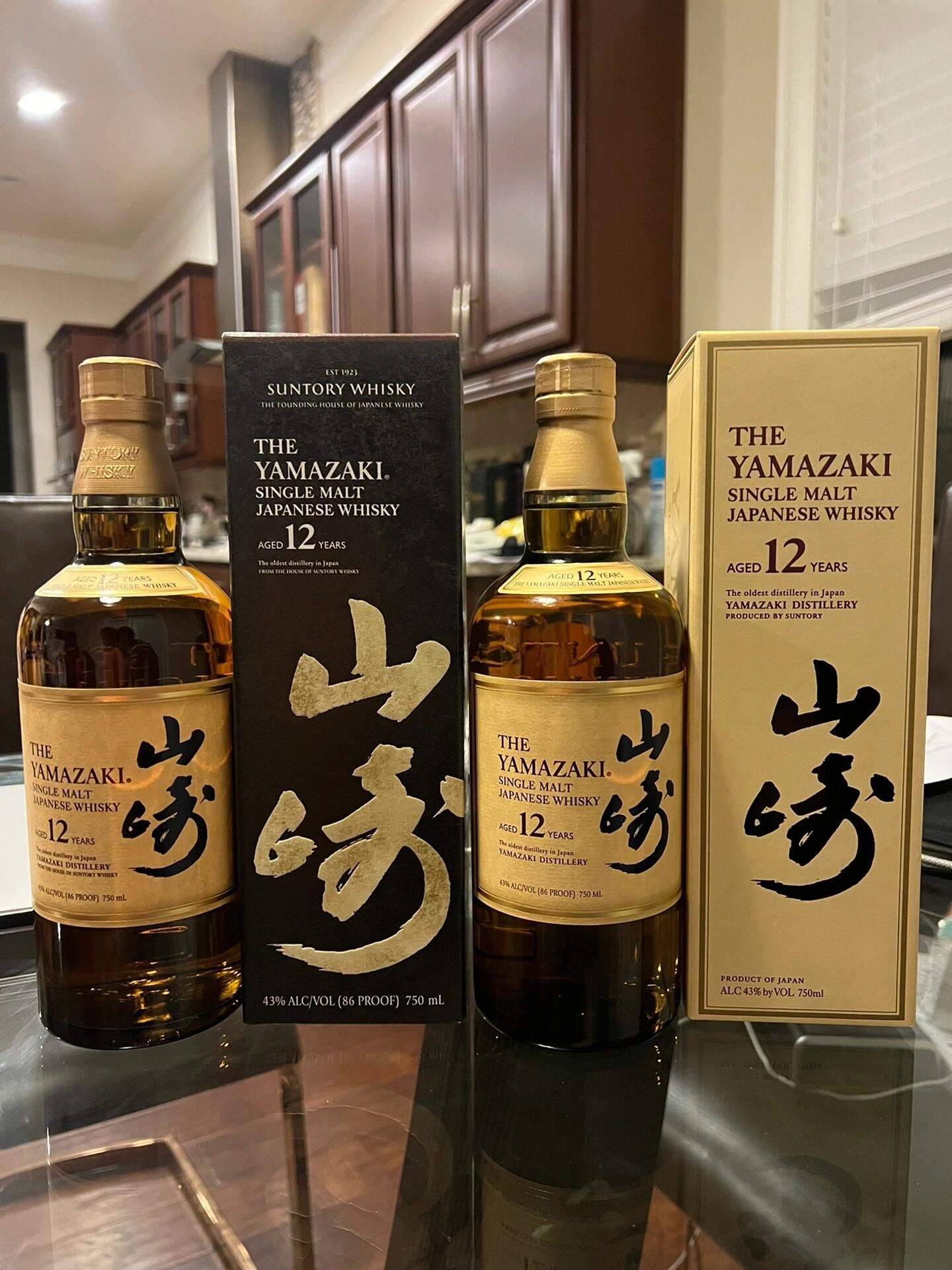 威士忌批次碼自然磨損、局部刮除、封口標籤與來源複合檢查