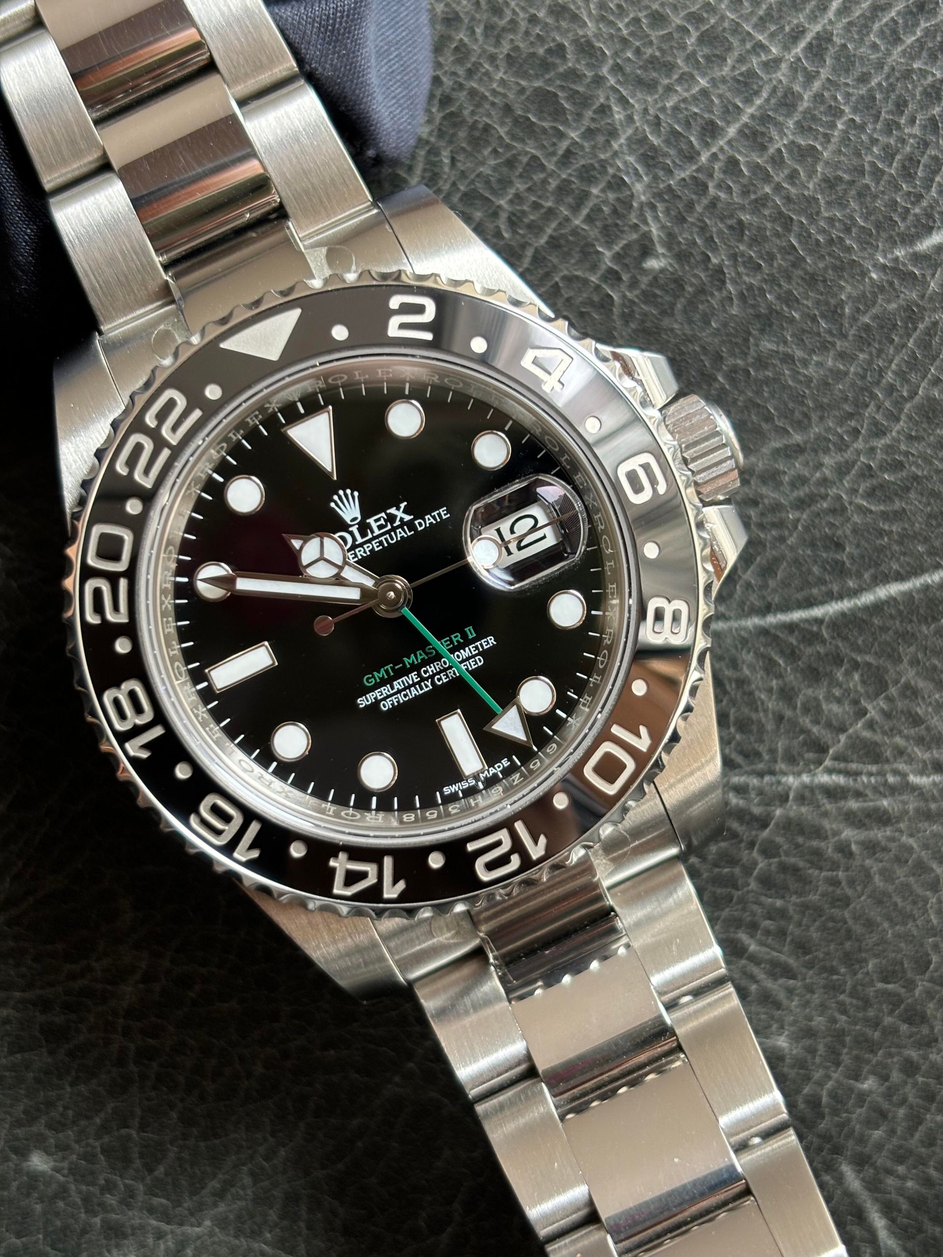 勞力士 Rolex GMT-Master II 兩地時間背景