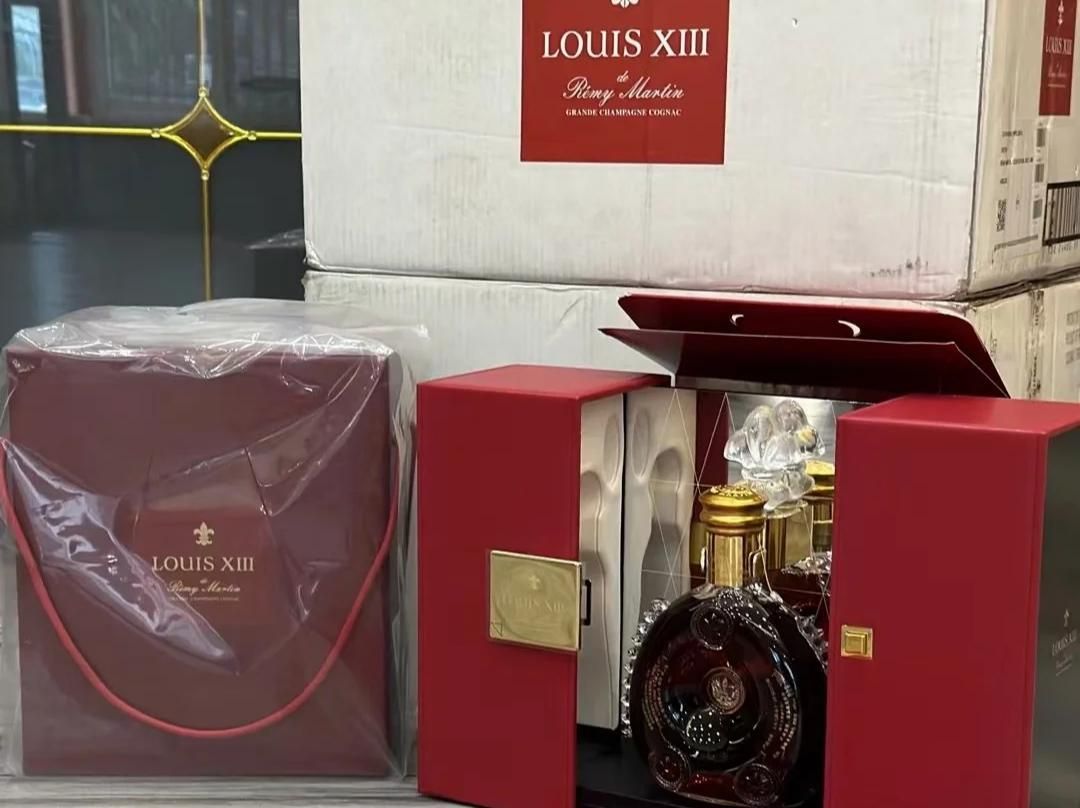 路易十三完整包裝含運輸箱