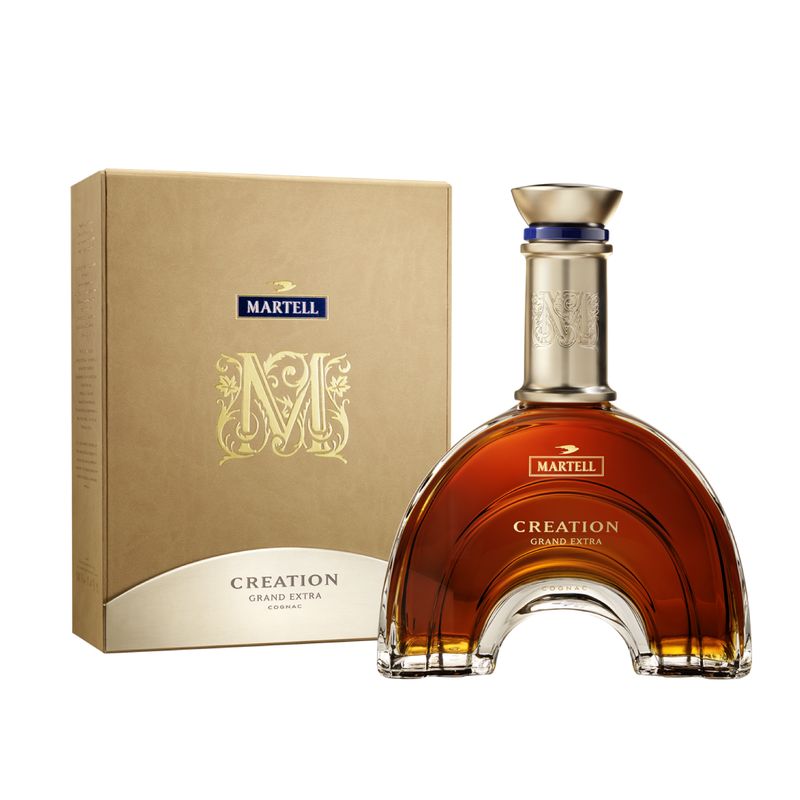 馬爹利凱旋珍享干邑 (CREATION EXTRA)，拱橋造型