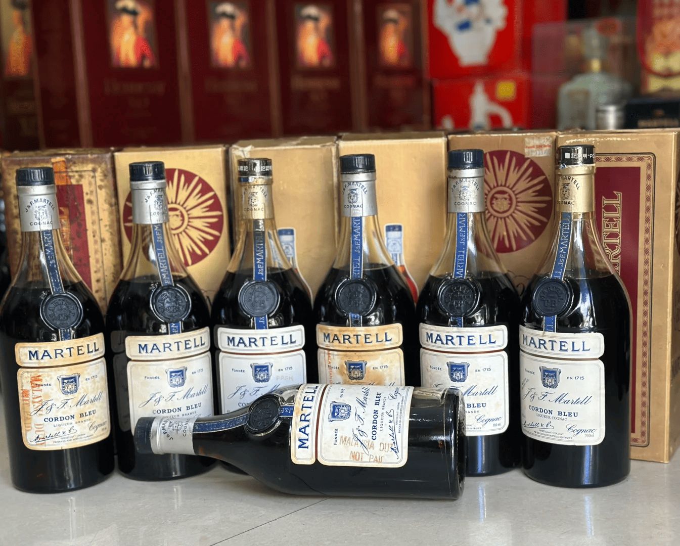 [馬爹利 XO Supreme 紅太陽]