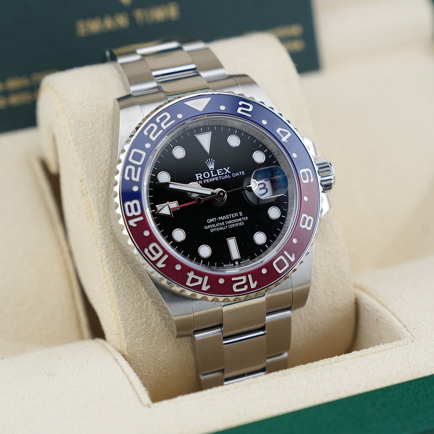 Rolex GMT-Master II 126710BLRO Pepsi