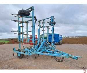 9 Metre Trailed Pigtail Cultivator - 3.6 metre Transport Width