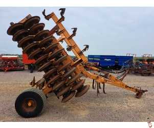 Simba 5.5 metre Double DD Trailed Press with leading tines