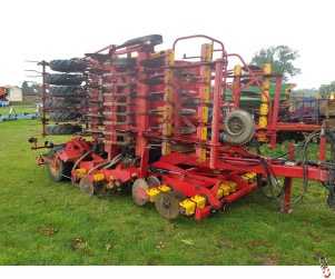 VADERSTAD Rapid A600S 6m trailed grain drill, Staggered Wheels, system disc, 