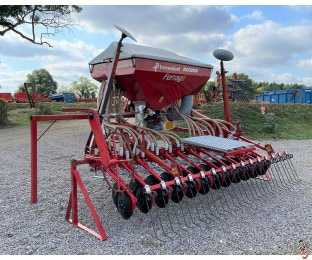 KVERNELAND ACCORD DA 3 metre Airseeder with New CX Discs Coulters fitted