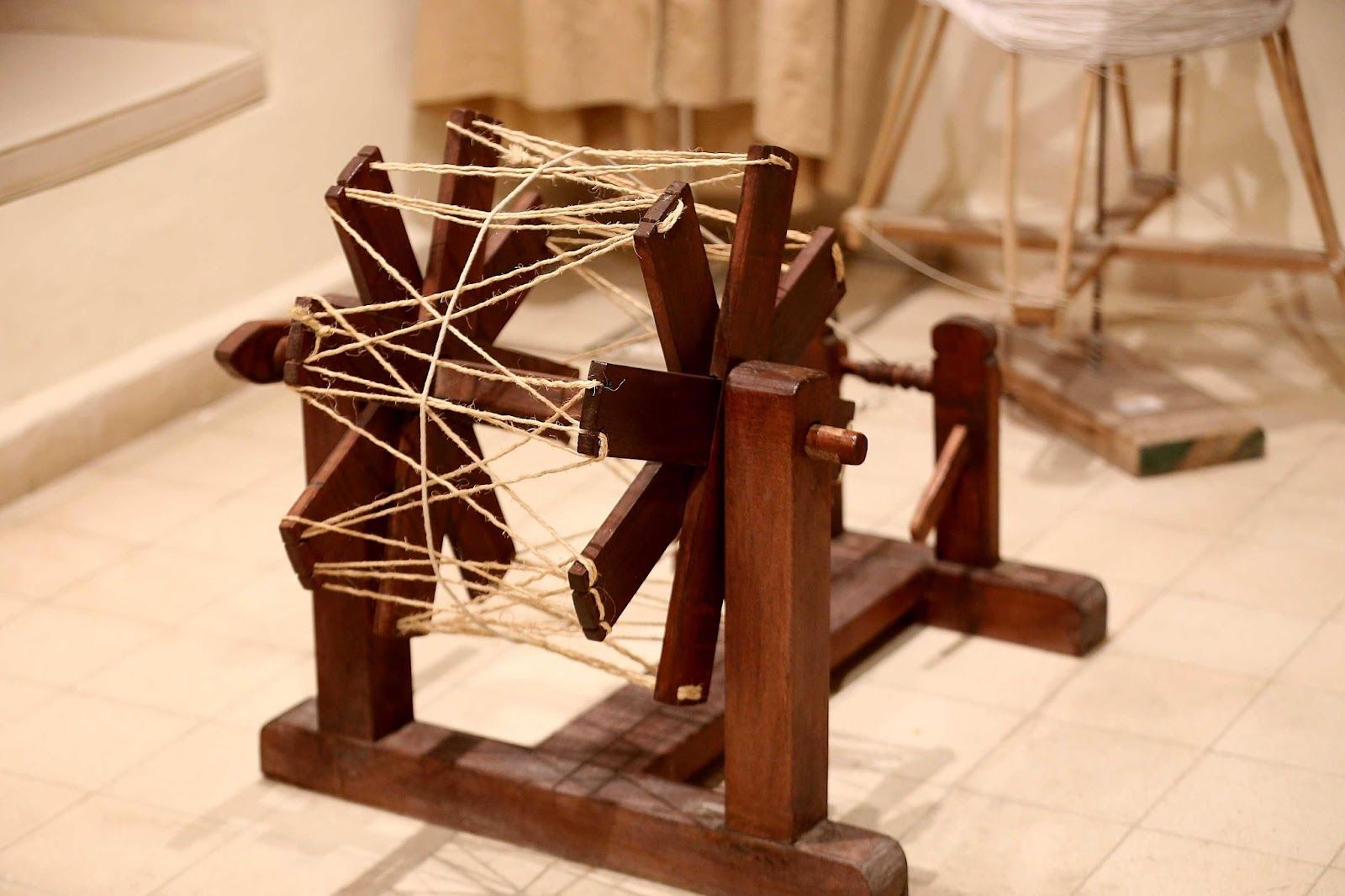 Tuzmo Explore The Arts and Crafts of Qatar with us