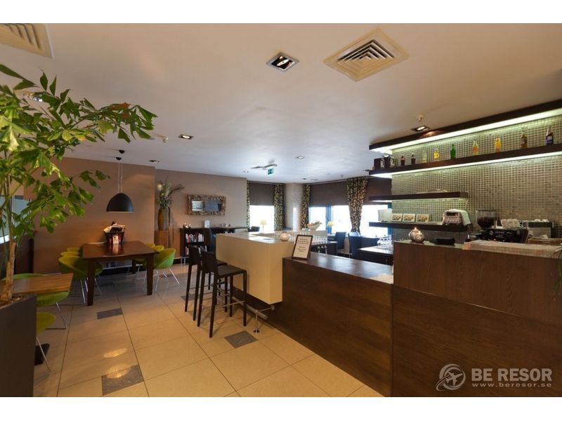 Best Western Blue Square 1