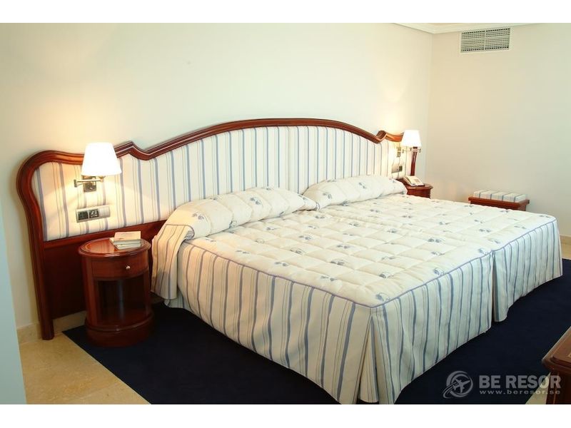 Hotel Gran Legazpi 5