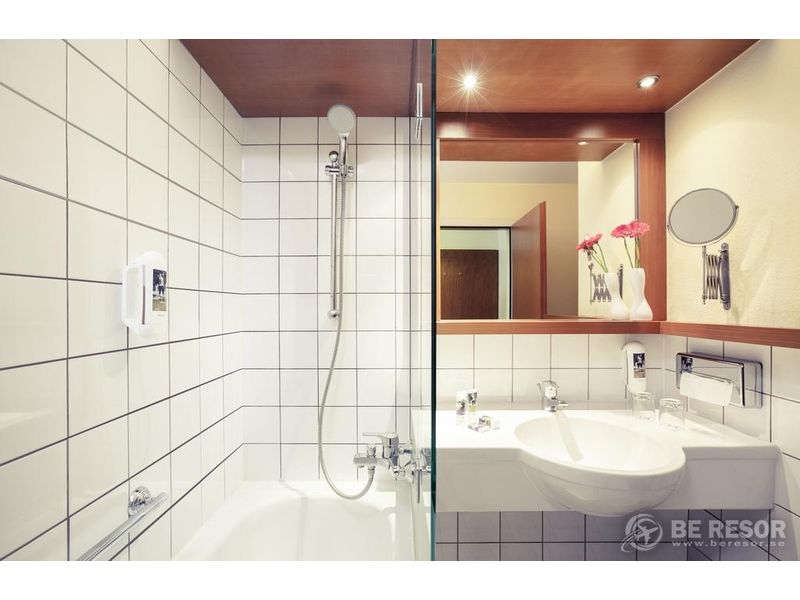 Mercure Westbahnhof 8