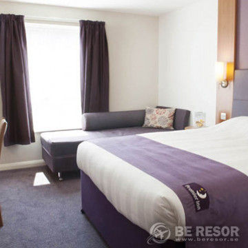 Premier Inn Liverpool (Aintree) 3