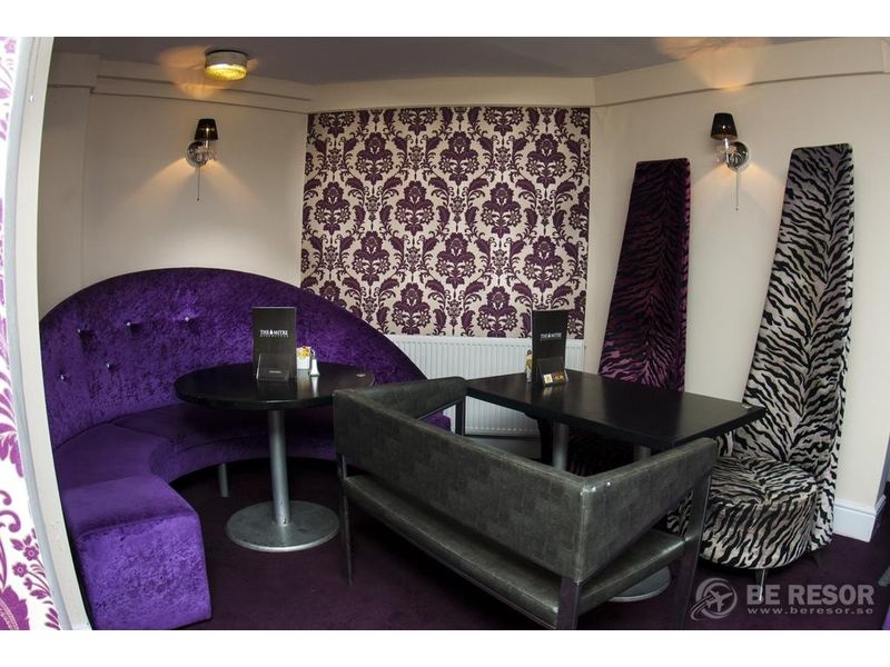 The Mitre Hotel 4