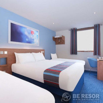 Travelodge Manchester Upper Brook Hotel 4