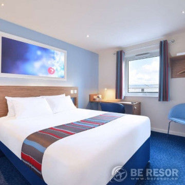 Travelodge Manchester Upper Brook Hotel 5