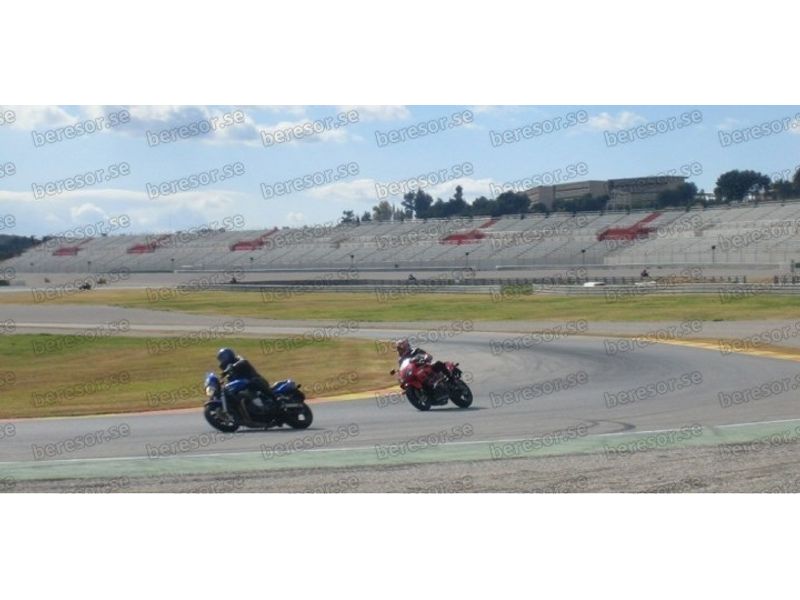 valencia-motogp-red-2