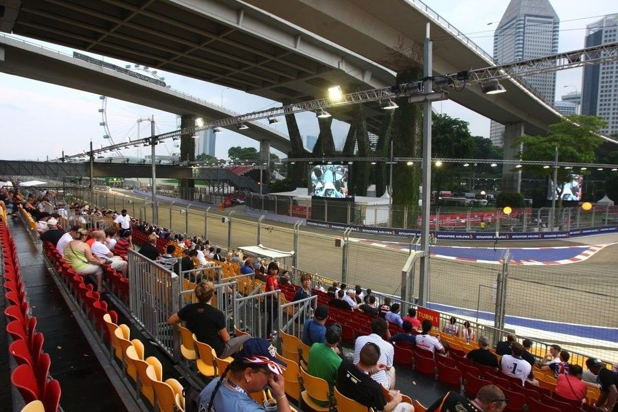 Singapore GP - Turn1