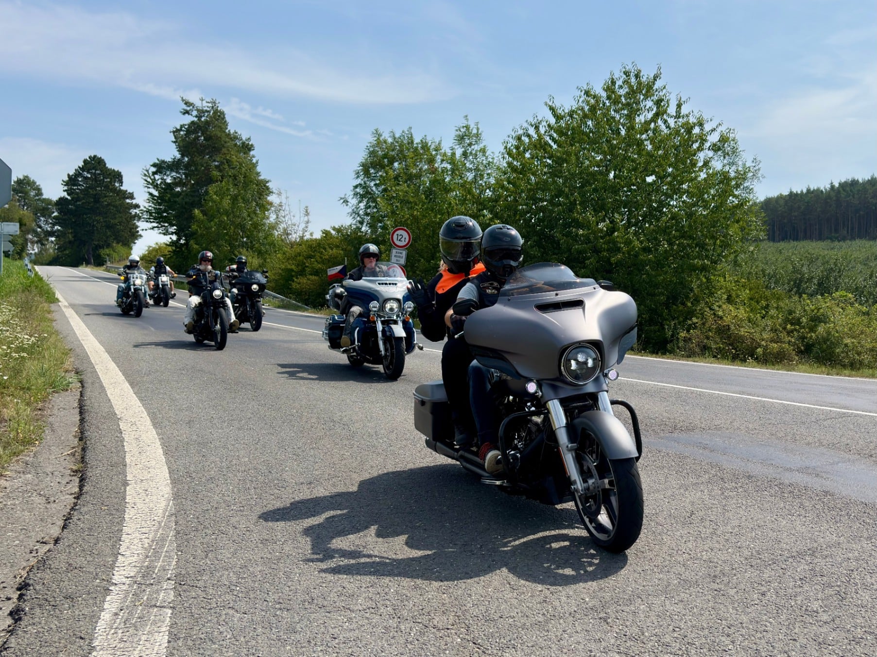 HOG OSTRAVA JEDE NA PÁLAVU - fotka 35
