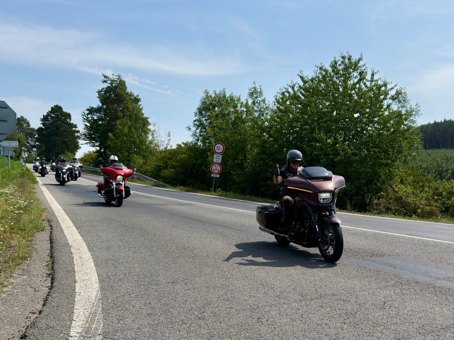 HOG OSTRAVA JEDE NA PÁLAVU - fotka 9