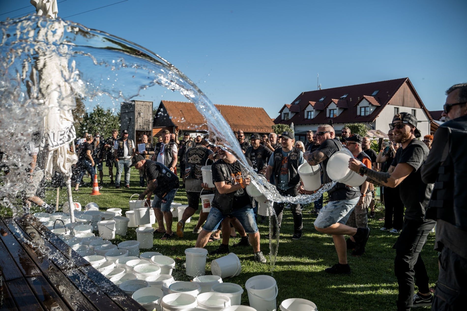 POSLEDNÍ MÍLE - fotka 118