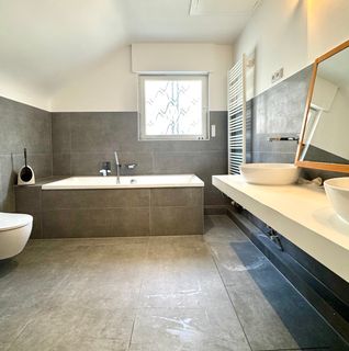 Hollenders Immobilien: Gepflegtes 60er-Jahre-Haus in attraktiver Lage von Köln-Lövenich-12