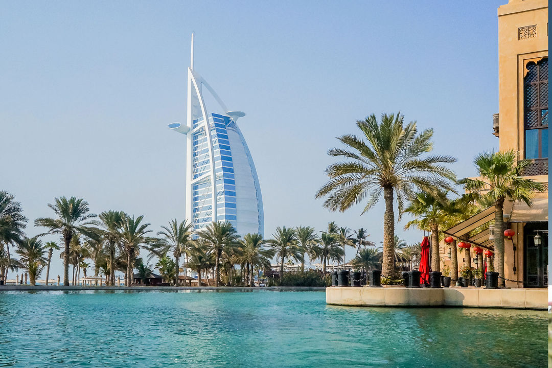 UAE Property: ‘Can an agent demand a gift for negotiating rent?’