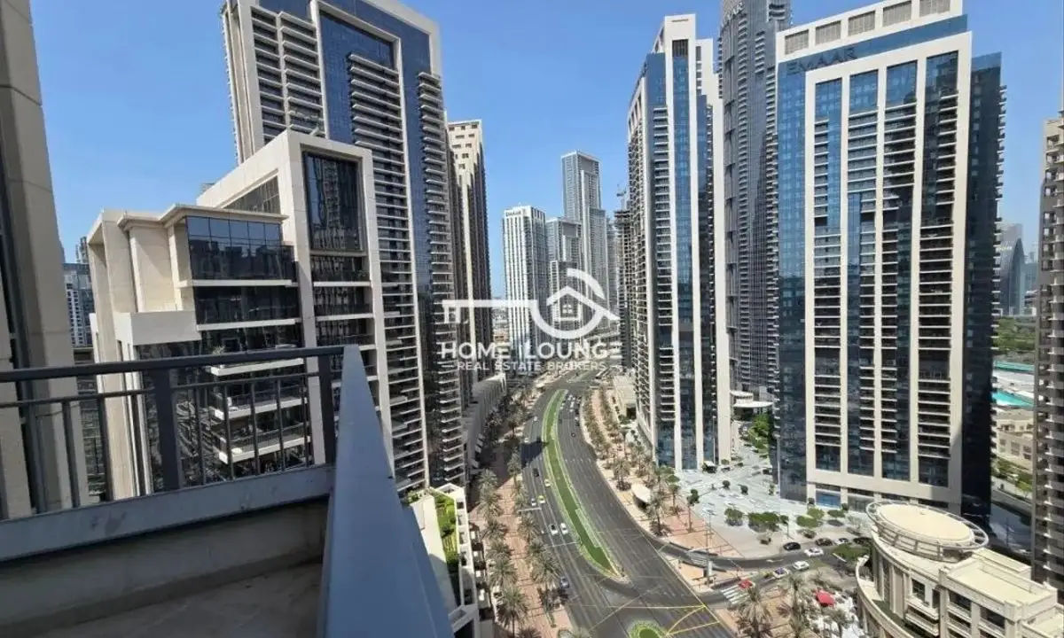 Home Lounge Real Estate Brokers LLC