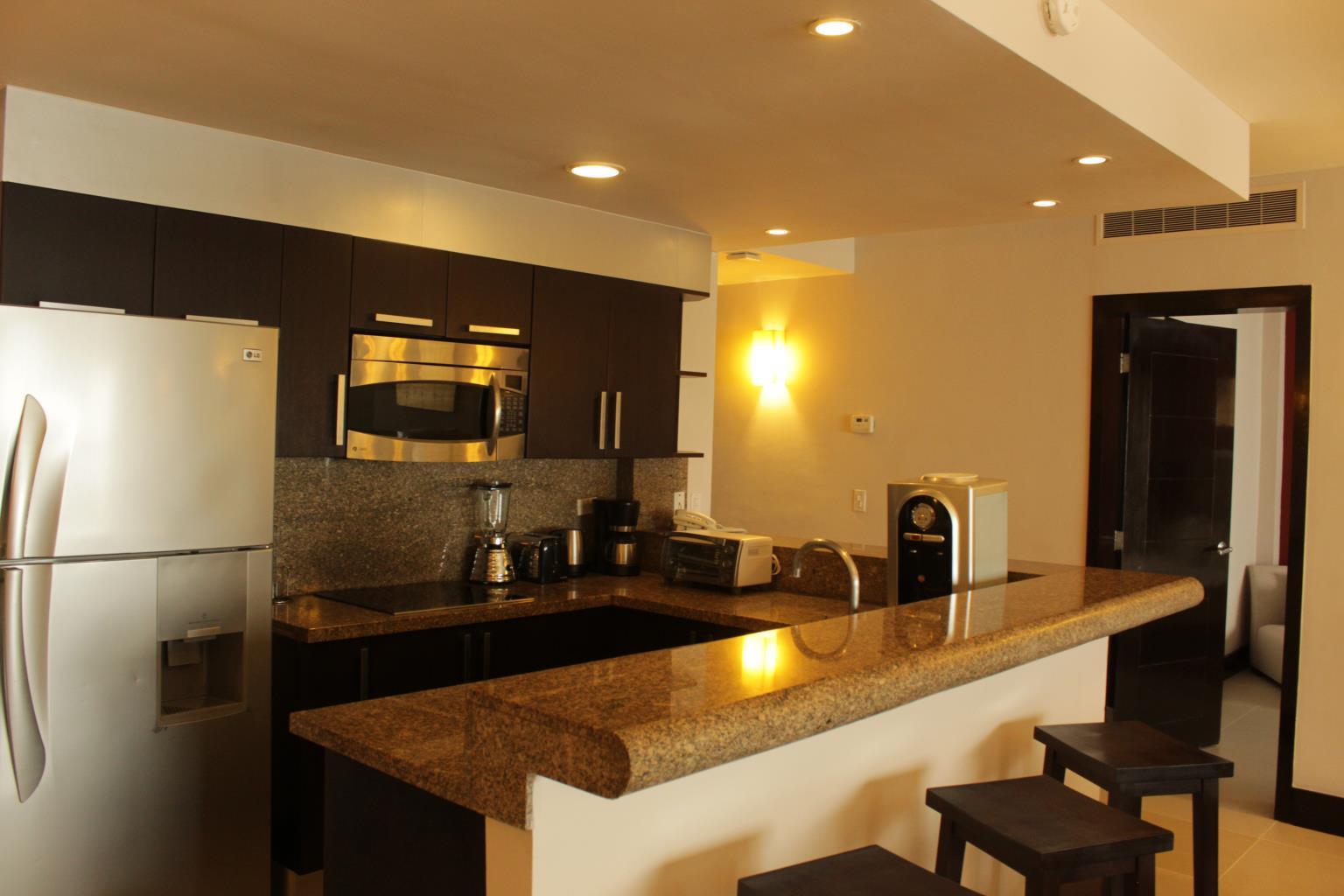 2BR 2BA beach front apartment Aldea Thai, PLaya del Carmen