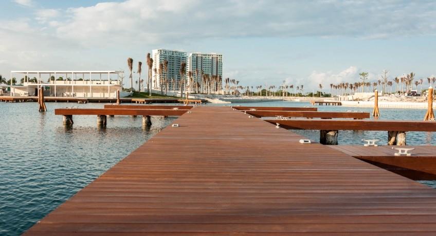 Lot 4842 sqf. Lot 22 Laguna II, Puerto Cancun, Cancun