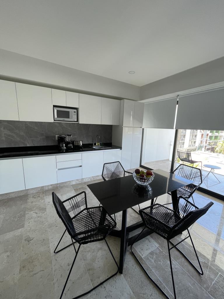 1BR 1BA, Studio with Balcony, Torre Diez, Playa del Carmen