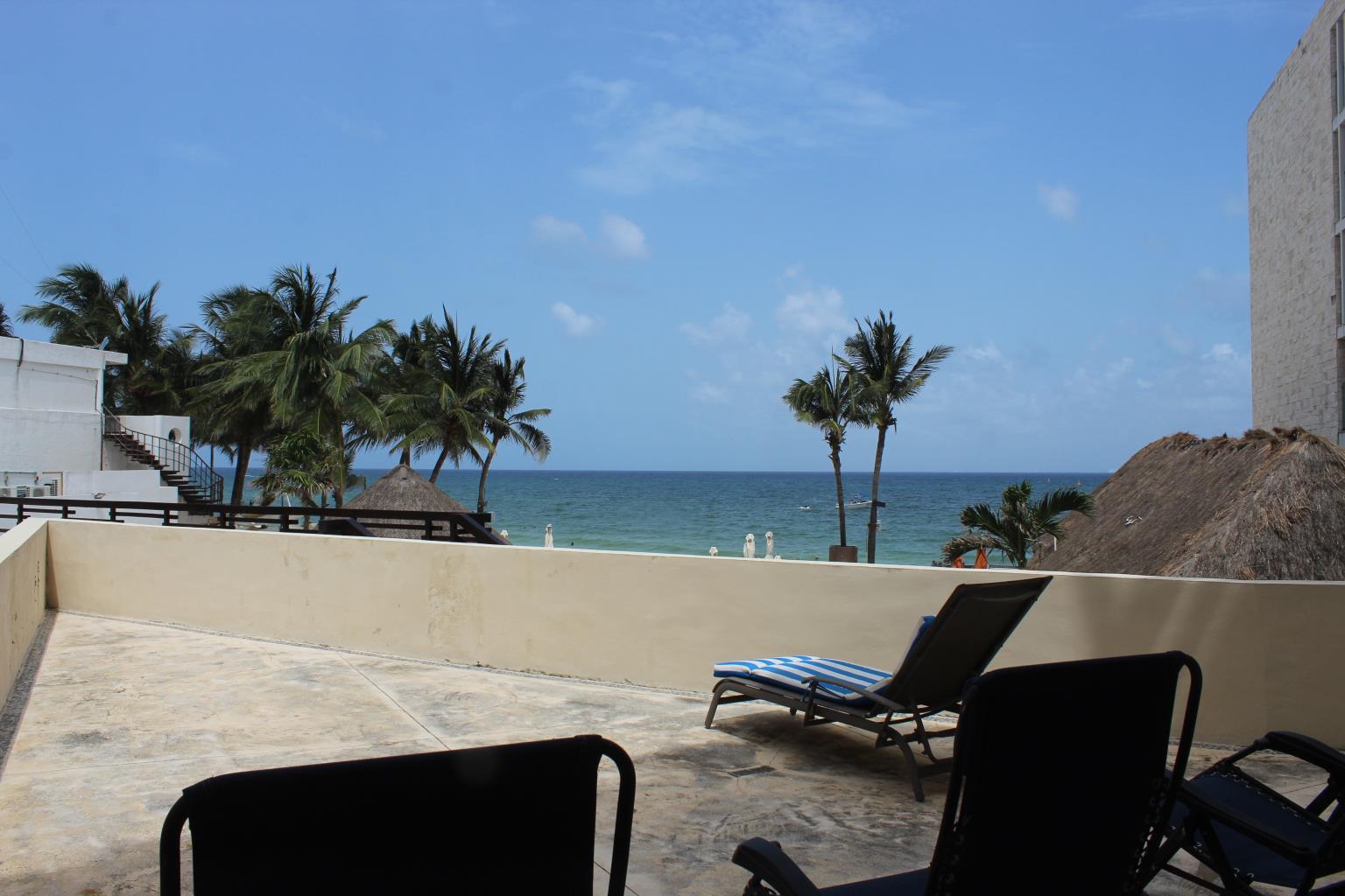 2BR 2BA beach front apartment Aldea Thai, PLaya del Carmen