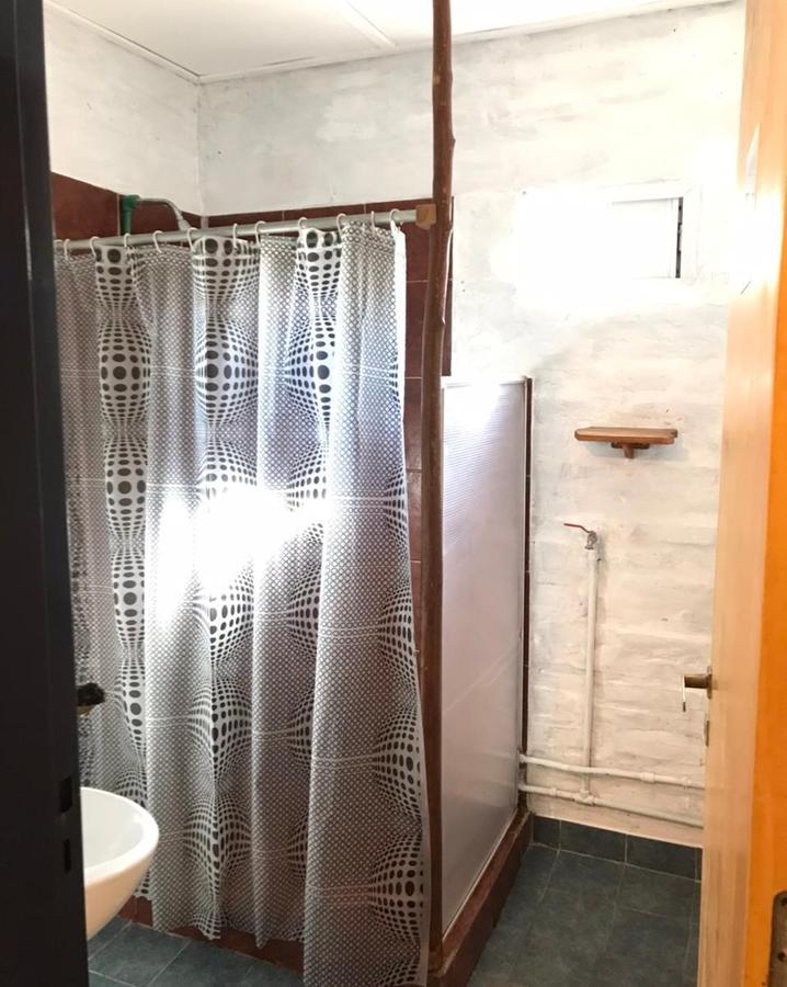 Casa en venta en esquina con terreno amplio, Villa Giardino - foto 7