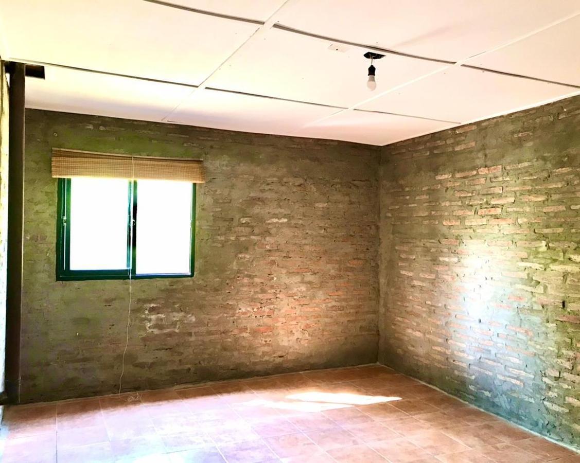 Casa en venta en esquina con terreno amplio, Villa Giardino - foto 8