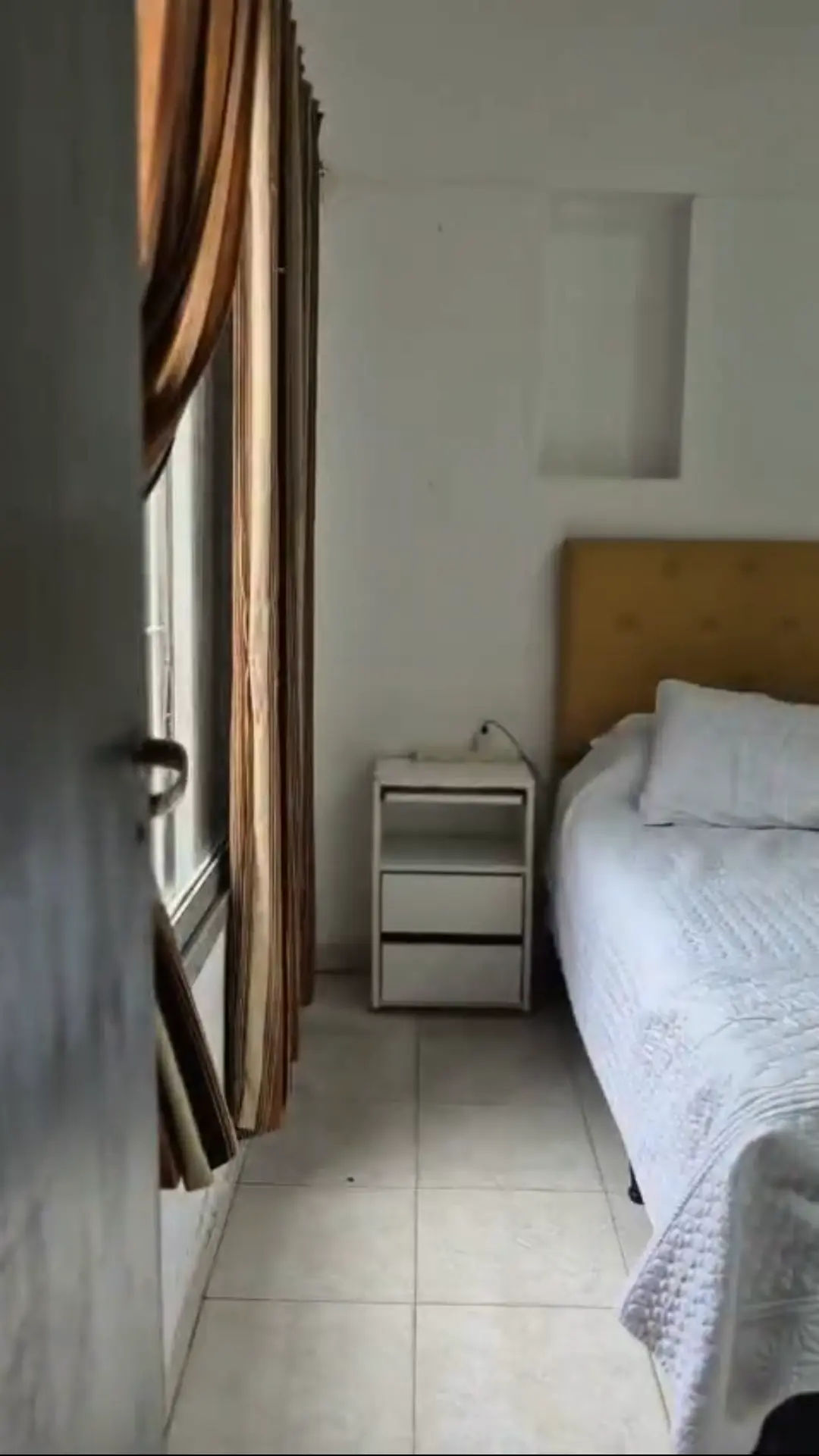 Casa apta uso comercial con depto. independiente en Villa Libertador - foto 13