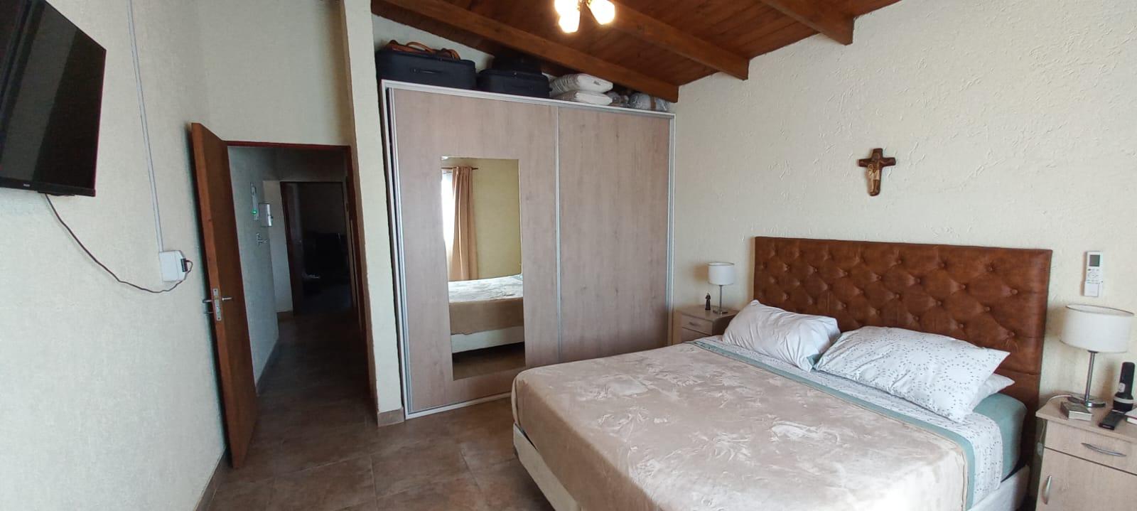 Casa y 2 Cabañas en venta a una cuadra de la Ruta 38, Villa Giardino - foto 6