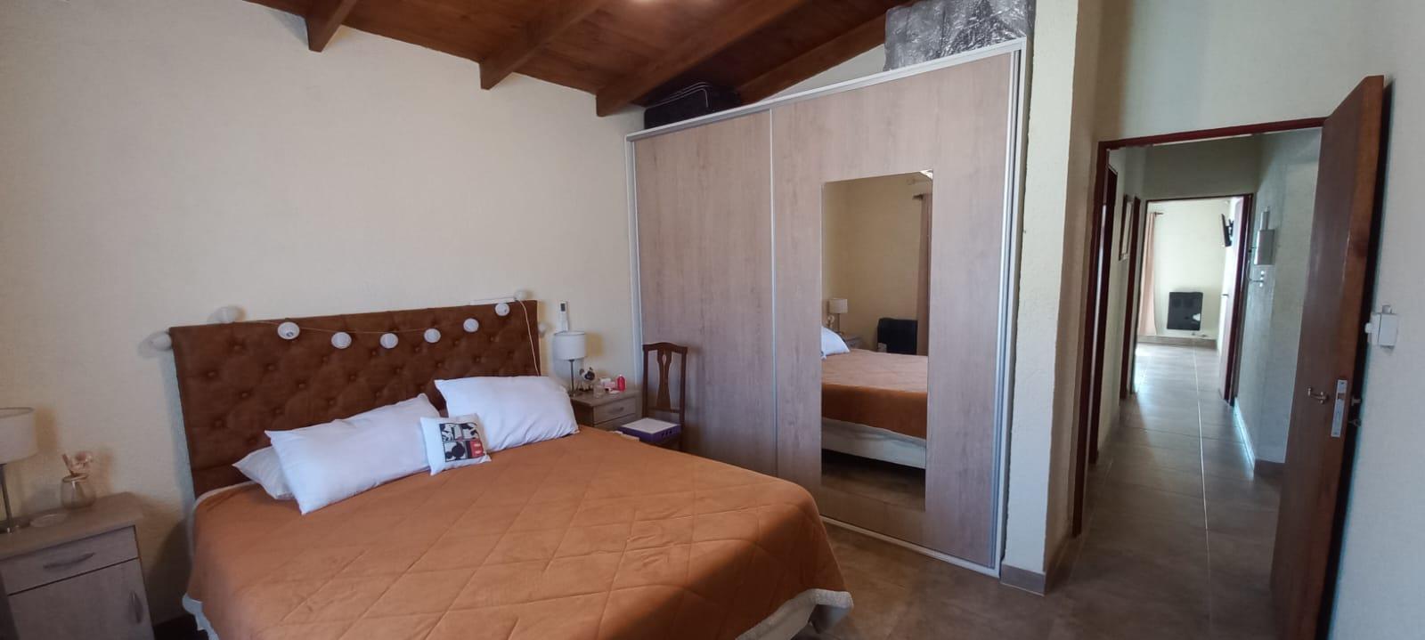 Casa y 2 Cabañas en venta a una cuadra de la Ruta 38, Villa Giardino - foto 7
