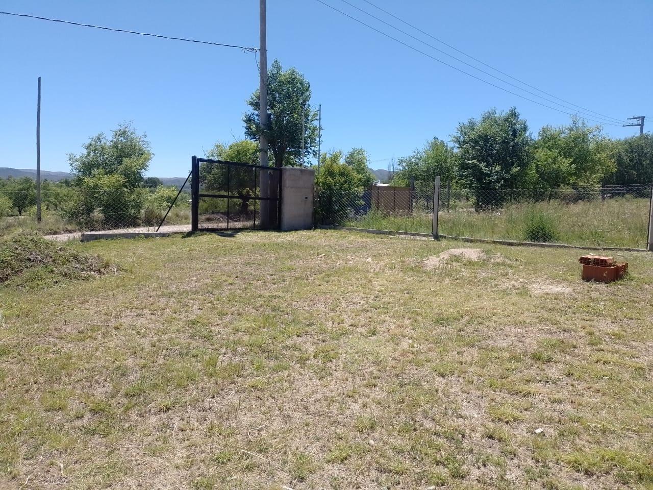 Casa y 2 Cabañas en venta a una cuadra de la Ruta 38, Villa Giardino - foto 12