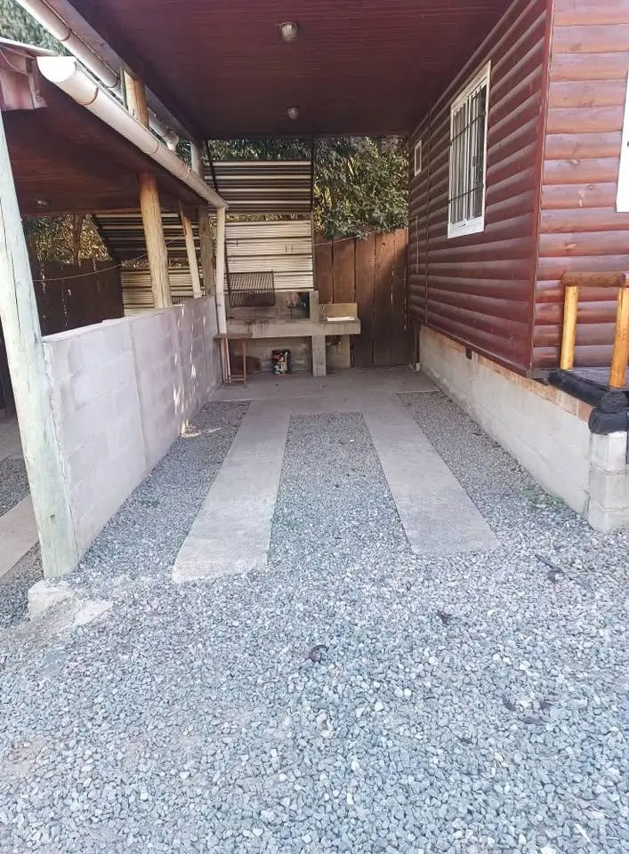 Casa en Venta con piscina con deck e hidromasaje en Huerta Grande - foto 3