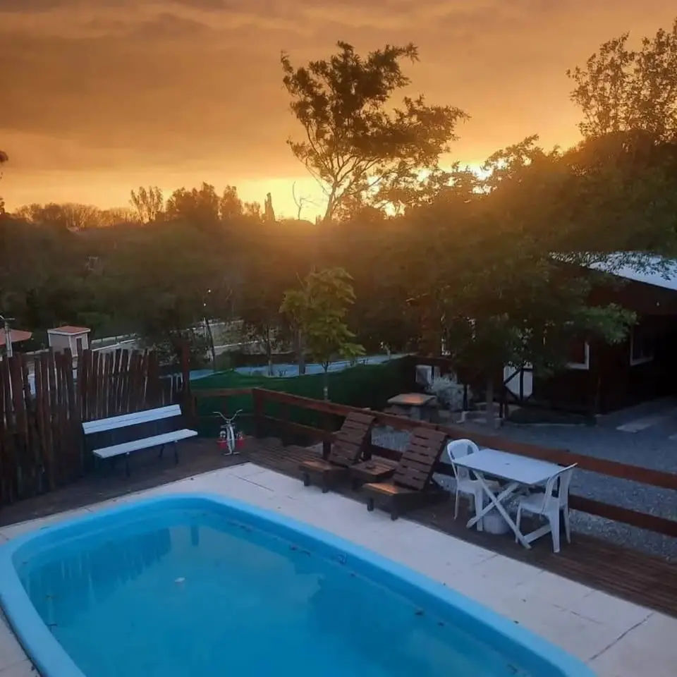 4 Casas con galería y piscina en venta. Huerta Grande - foto 4