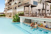 hilton-playa-del-carmen-swim-up-bar