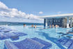 riu-palace-paradise-island-swim-up-bar