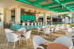 riu-palace-tropical-bay-swim-up-bar