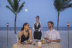 hideaway-royalton-riviera-cancun-honeymoon-couple