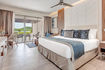 royalton-antigua-diamond-club-junior-suite-swim-out